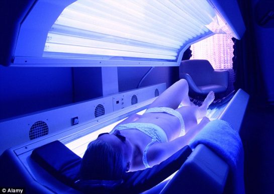 Tanning Bed Catches Fire With Woman Still Inside - Smag31